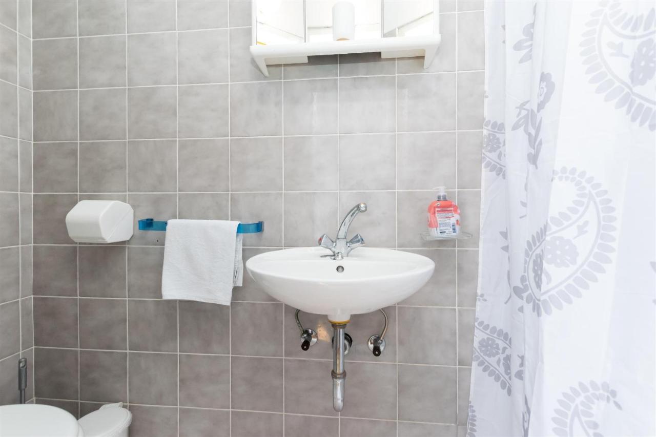 Apartments Biserka Barbat na Rabu المظهر الخارجي الصورة