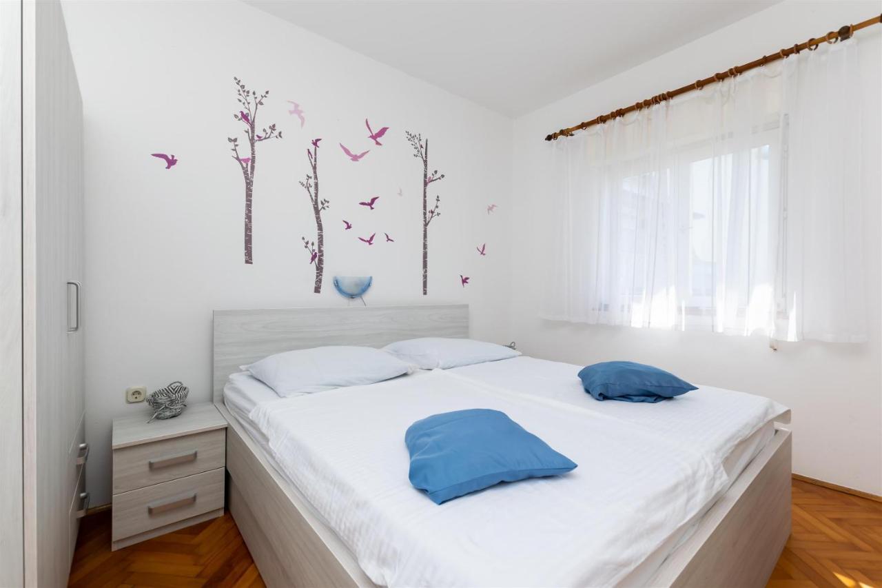 Apartments Biserka Barbat na Rabu المظهر الخارجي الصورة