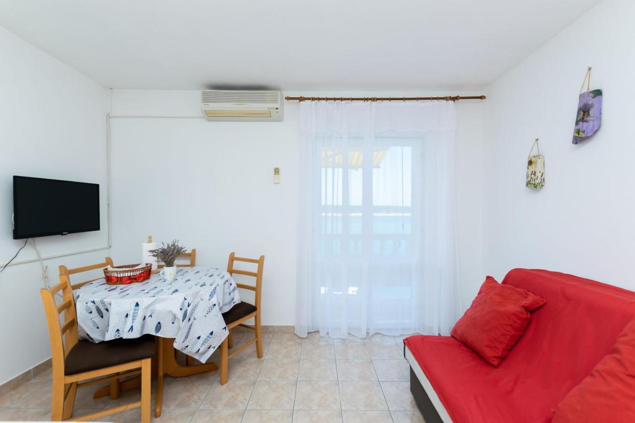 Apartments Biserka Barbat na Rabu المظهر الخارجي الصورة