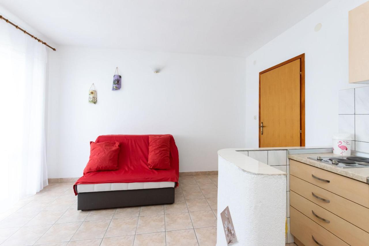 Apartments Biserka Barbat na Rabu المظهر الخارجي الصورة